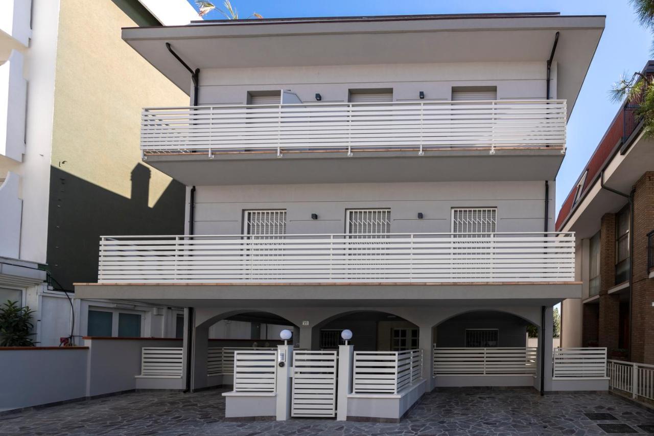 Casa Plauto Attico Senza Cucina Without Kichen Apartment Bellaria-Igea Marina Luaran gambar